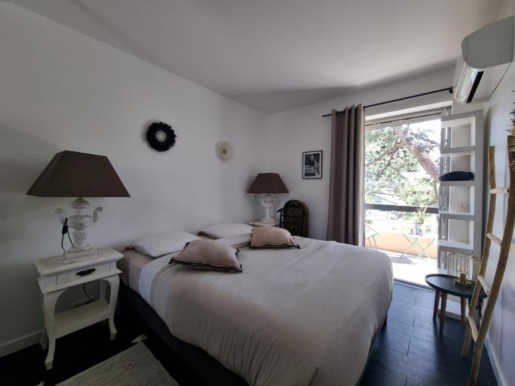 Superbe Appartement Avec Rooftop Prive Saint Tropez Exteriér fotografie